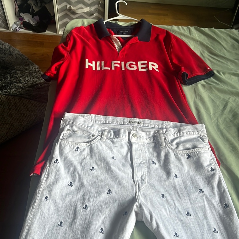 hilfiger XXL red & navy blue collared t shirt